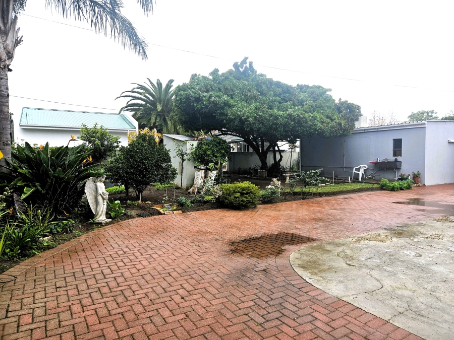 3 Bedroom Property for Sale in Porterville Western Cape